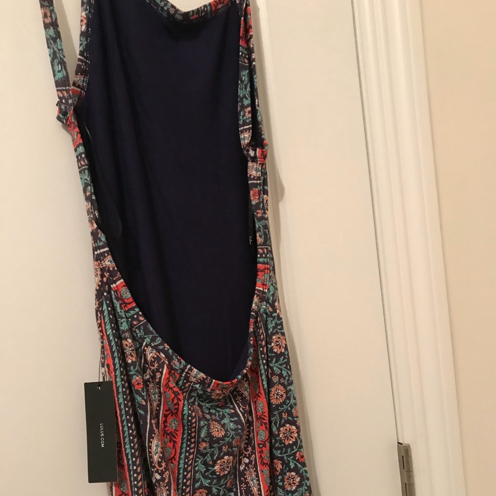 Dress - Picture 3 of 3